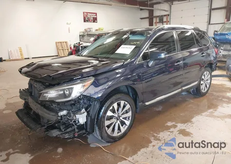 2018 Subaru Outback 2.5I Touring z USA, uszkodzony, nr VIN 4S4BSATC8J3240231